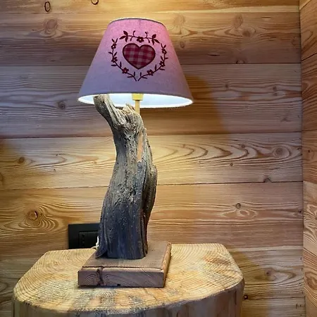 Frazione Duc 아파트 *